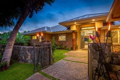 Beach Home For Sale in Kailua Kona, Hawaii