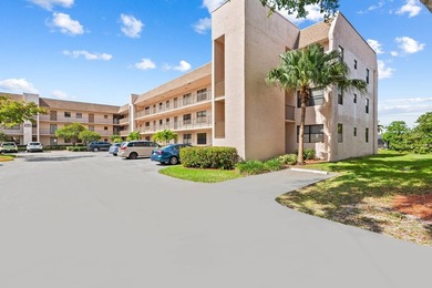 Beach Condo For Sale in Sunrise, Florida