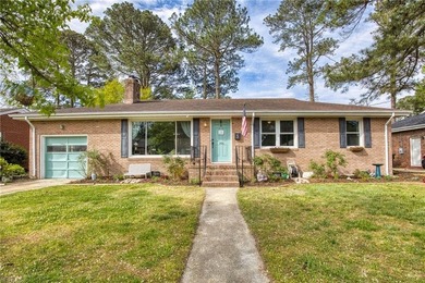 Beach Home For Sale in Portsmouth, Virginia