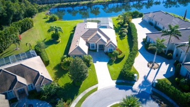 Beach Home For Sale in Bradenton, Florida