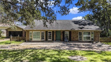 Beach Home For Sale in Tampa, Florida