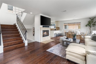 Beach Condo For Sale in Newport Beach, California