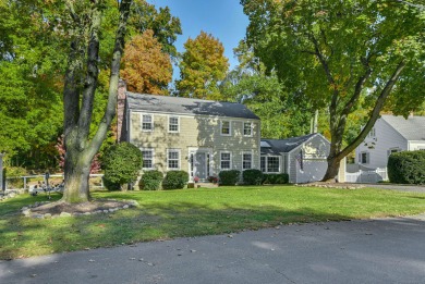 Beach Home Sale Pending in Darien, Connecticut