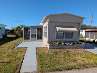 Beach Home For Sale in Bradenton, Florida