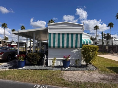 Beach Home For Sale in Fort Myers, Florida