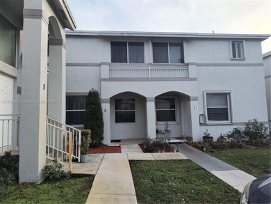 Beach Townhome/Townhouse For Sale in Miami, Florida