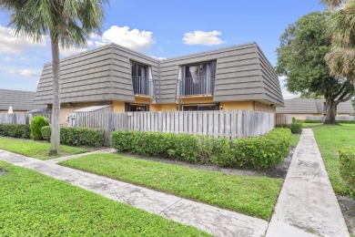 Beach Townhome/Townhouse For Sale in West Palm Beach, Florida