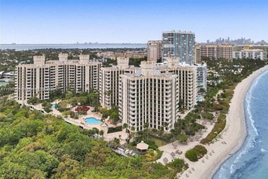 Beach Condo For Sale in Key Biscayne, Florida