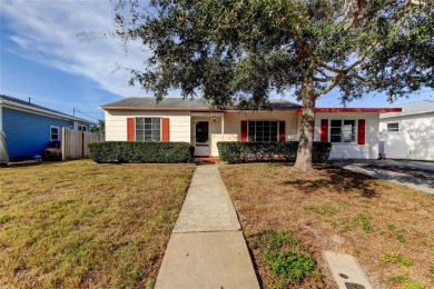 Beach Home Sale Pending in Dunedin, Florida