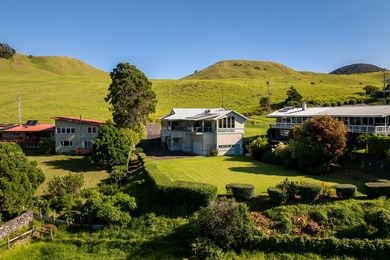 Beach Home For Sale in Kamuela, Hawaii