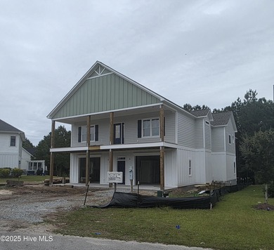 Beach Home For Sale in Holly Ridge, North Carolina