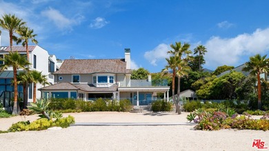 Beach Home For Sale in Malibu, California
