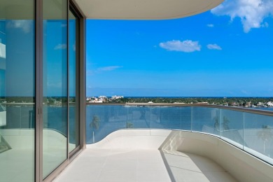 Beach Condo For Sale in West Palm Beach, Florida