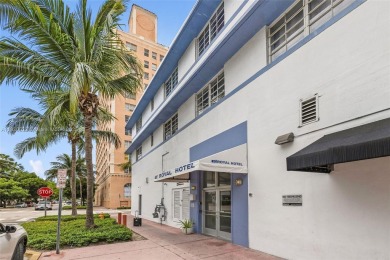 Beach Condo For Sale in Miami Beach, Florida