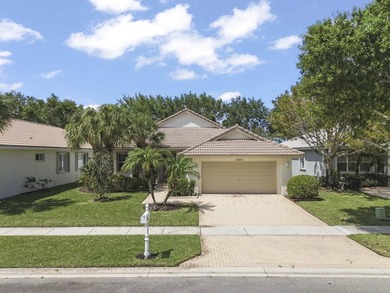 Beach Home For Sale in West Palm Beach, Florida