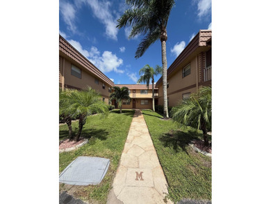 Beach Condo Active Under Contract in Delray Beach, Florida