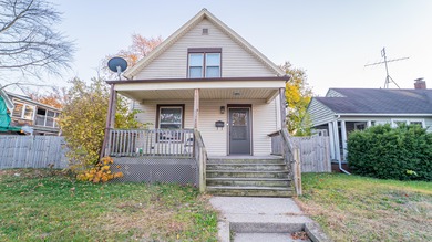 Beach Home For Sale in Michigan City, Indiana