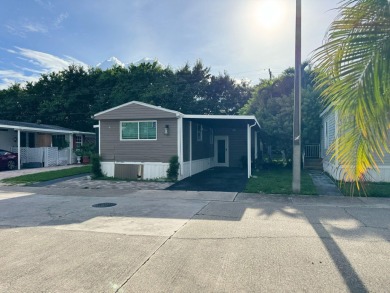 Beach Home For Sale in Lake Worth, Florida