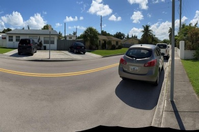 Beach Home For Sale in Hollywood, Florida