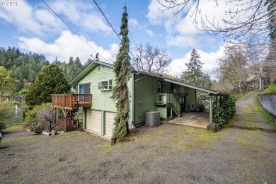 Beach Home For Sale in Mapleton, Oregon