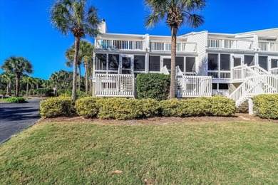 Beach Home For Sale in Isle of Palms, South Carolina