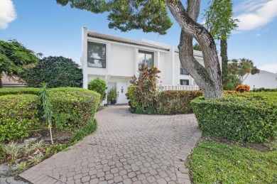 Beach Townhome/Townhouse For Sale in Boca Raton, Florida