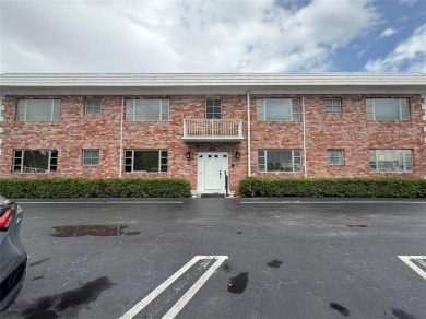 Beach Condo For Sale in Pompano Beach, Florida