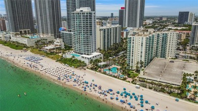 Beach Condo For Sale in Hollywood, Florida