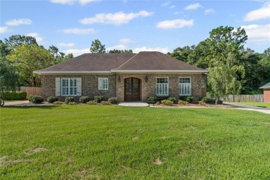 Beach Home For Sale in Mobile, Alabama