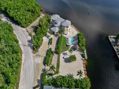 Beach Home For Sale in Key Largo, Florida