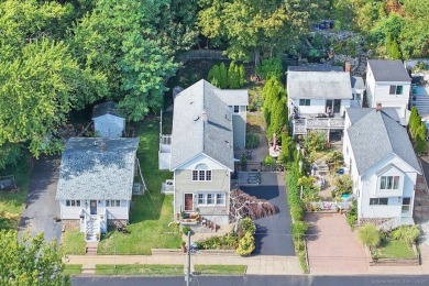 Beach Home Sale Pending in West Haven, Connecticut