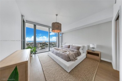 Beach Condo For Sale in Miami Beach, Florida