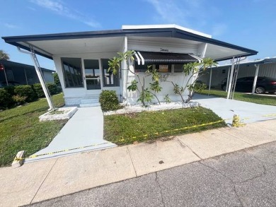 Beach Home For Sale in Dunedin, Florida