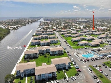 Beach Condo For Sale in Boynton Beach, Florida