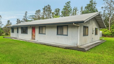 Beach Home For Sale in Mountain View, Hawaii