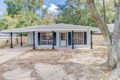 Beach Home For Sale in Gulfport, Mississippi
