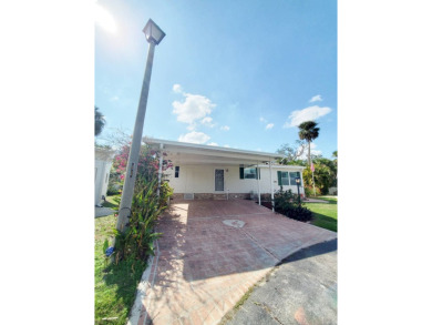 Beach Home For Sale in Punta Gorda, Florida