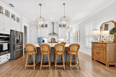 Beach Home For Sale in Mount Pleasant, South Carolina