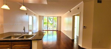 Beach Condo For Sale in Miami, Florida