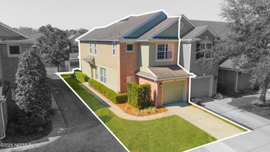 Beach Townhome/Townhouse Active Under Contract in Jacksonville, Florida