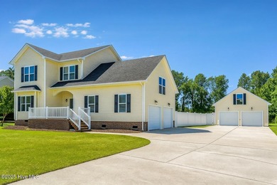 Beach Home For Sale in Hertford, North Carolina