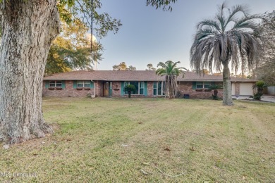 Beach Home For Sale in Long Beach, Mississippi