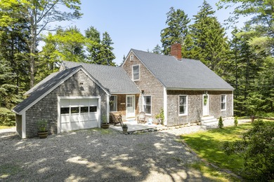 Beach Home For Sale in Boothbay, Maine
