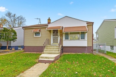 Beach Home For Sale in Whiting, Indiana