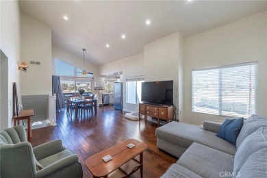 Beach Condo For Sale in Huntington Beach, California