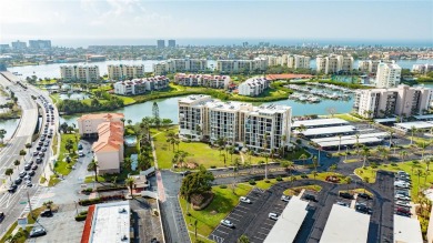 Beach Condo For Sale in South Pasadena, Florida