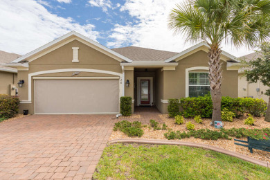 Perfection On The Lake 1868 sf of easy living space. Low - Beach Home for sale in Palm Coast, Florida on Beachhouse.com