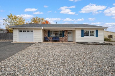 Beach Home For Sale in Barnegat, New Jersey