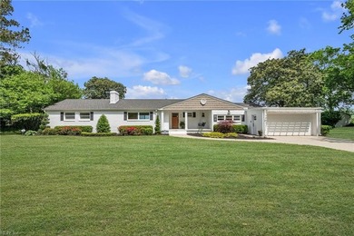 Beach Home For Sale in Portsmouth, Virginia