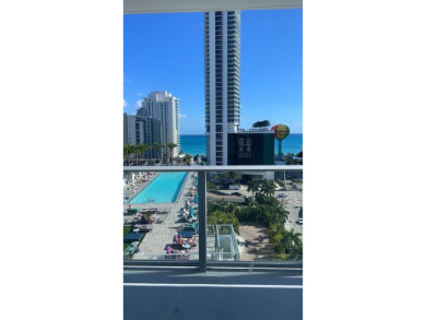 Beach Condo For Sale in Hollywood, Florida
